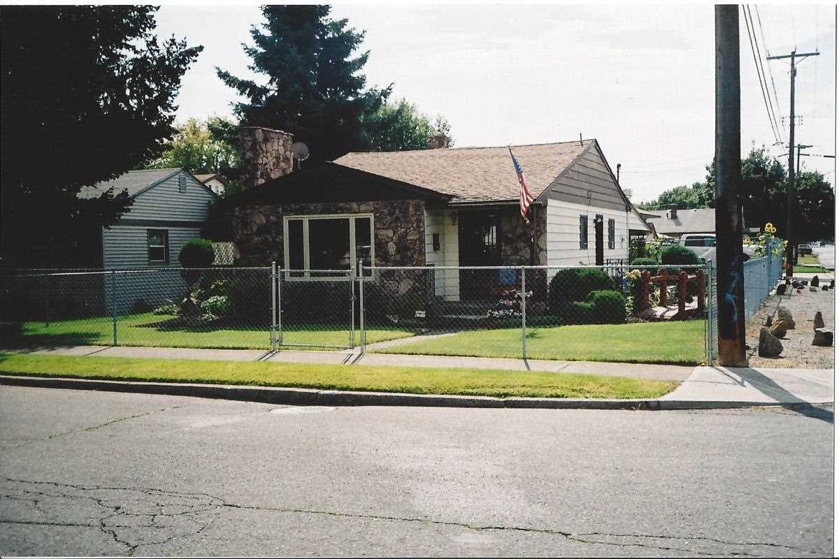 604 E CENTRAL - Photo 13