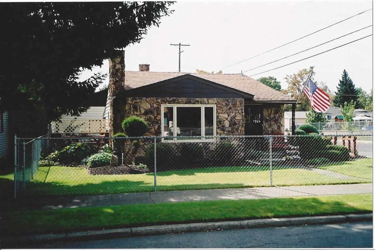 604 E CENTRAL - Photo 14