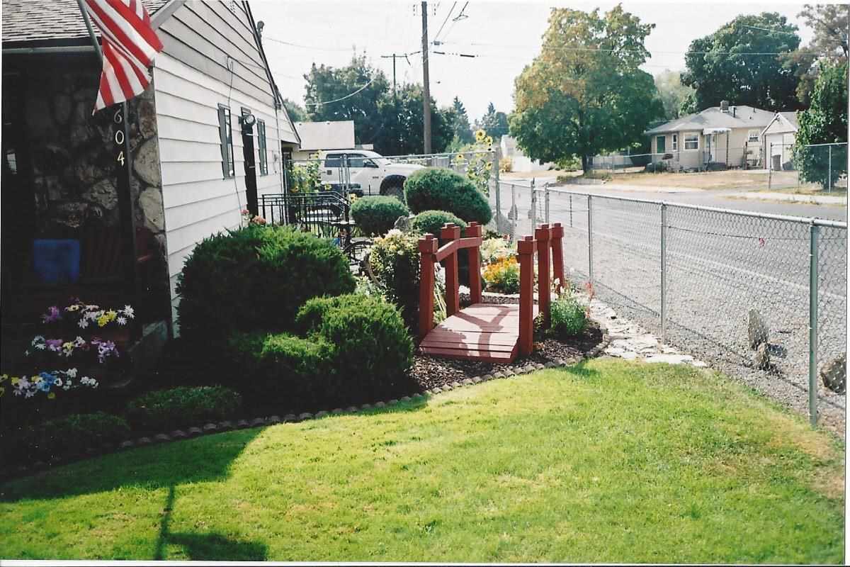 604 E CENTRAL - Photo 4