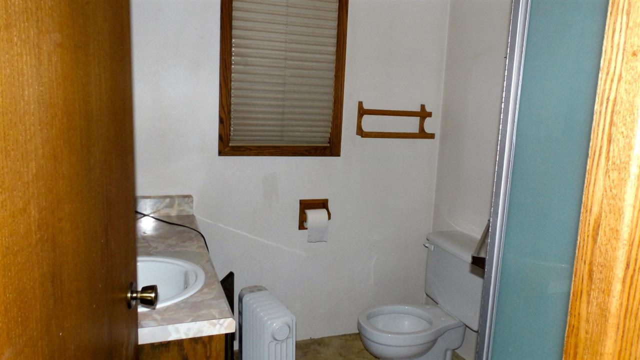 6302 Potts Rd - Photo 14