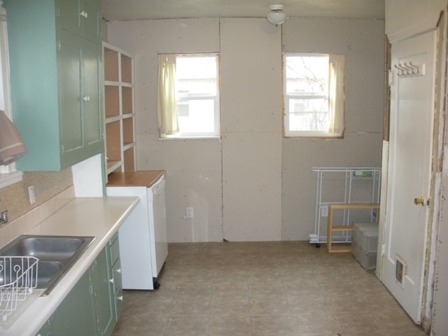 1029 E Olympic Ave - Photo 5