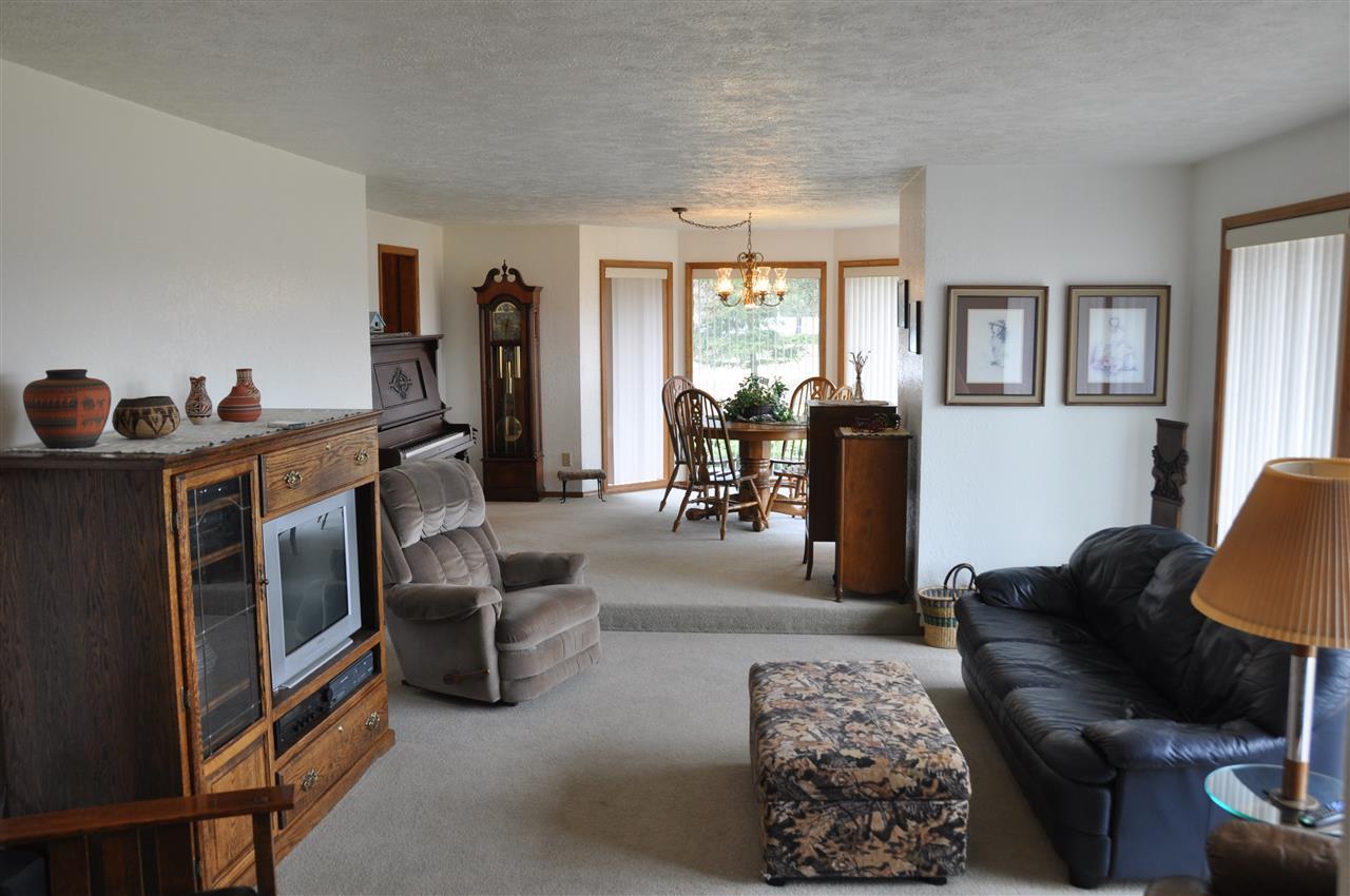 26221 E Moffat Rd - Photo 3