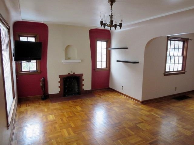 2121 S Post St - Photo 3