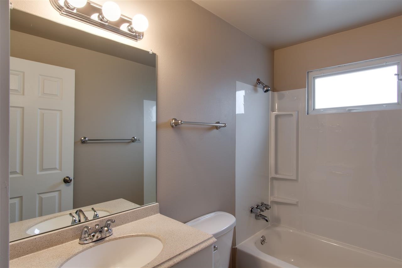 2808 N Lacey St - Photo 11