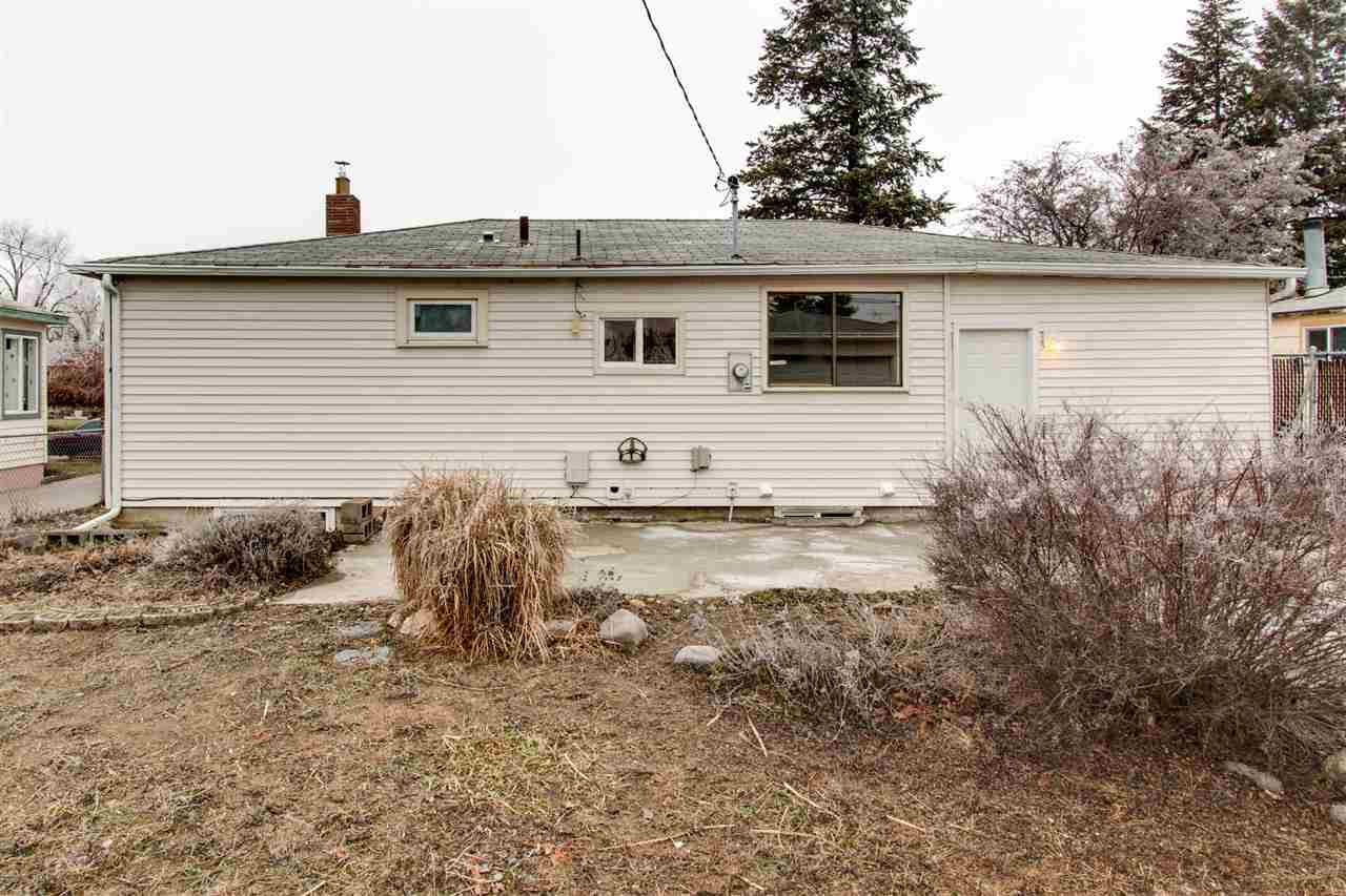 2808 N Lacey St - Photo 16