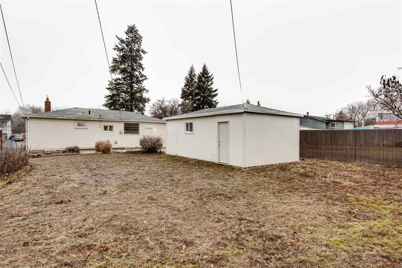 2808 N Lacey St - Photo 17