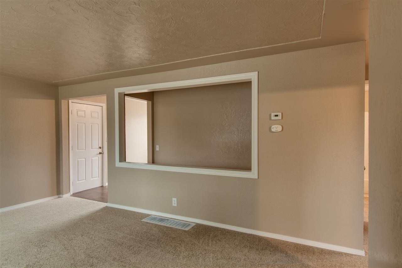 2808 N Lacey St - Photo 4