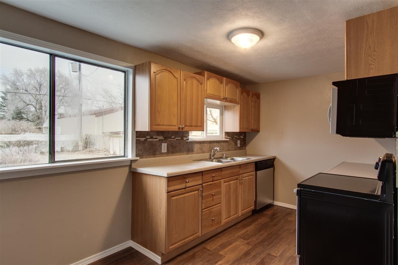 2808 N Lacey St - Photo 8