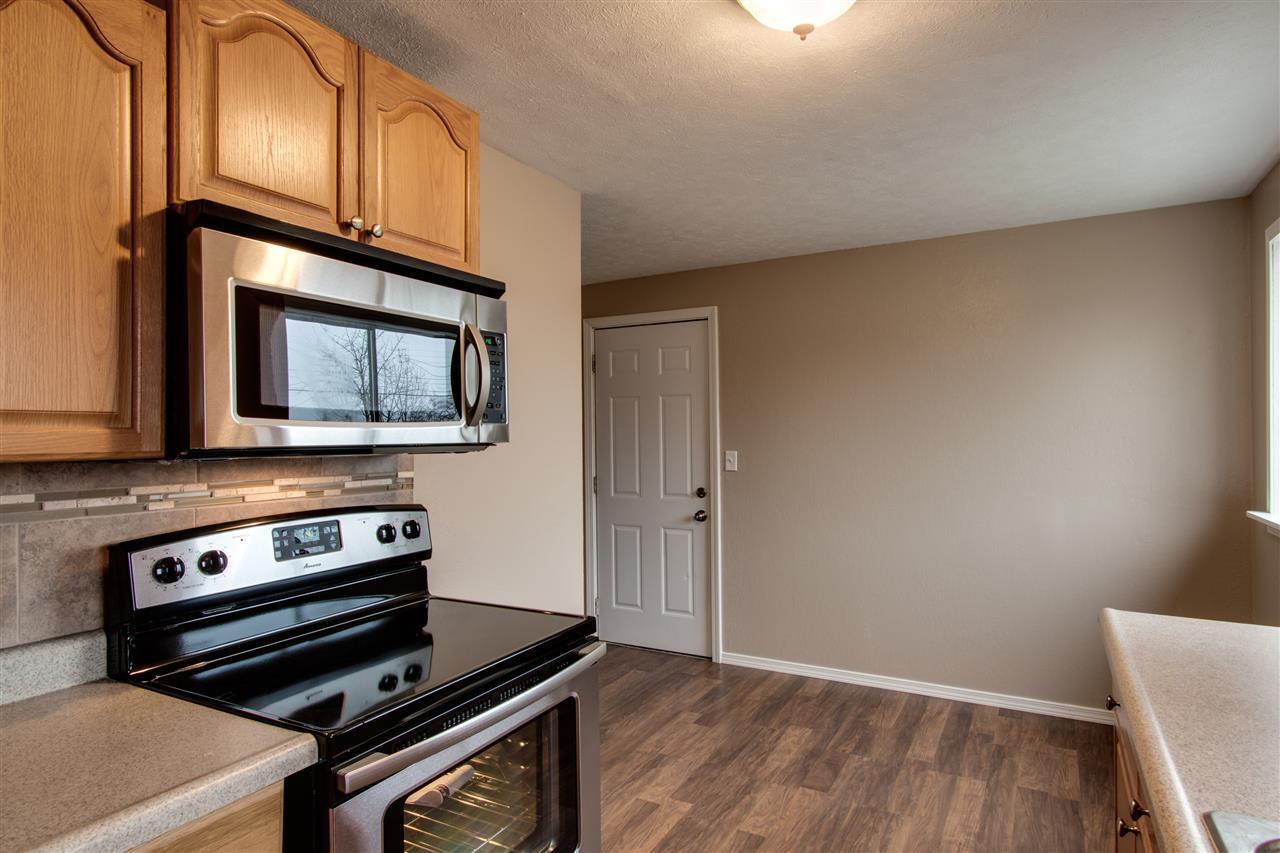 2808 N Lacey St - Photo 9