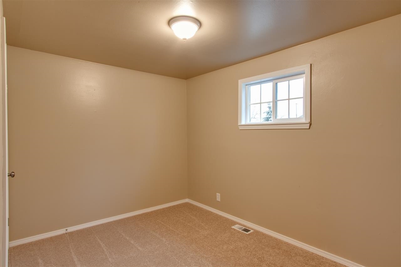 2808 N Lacey St - Photo 10