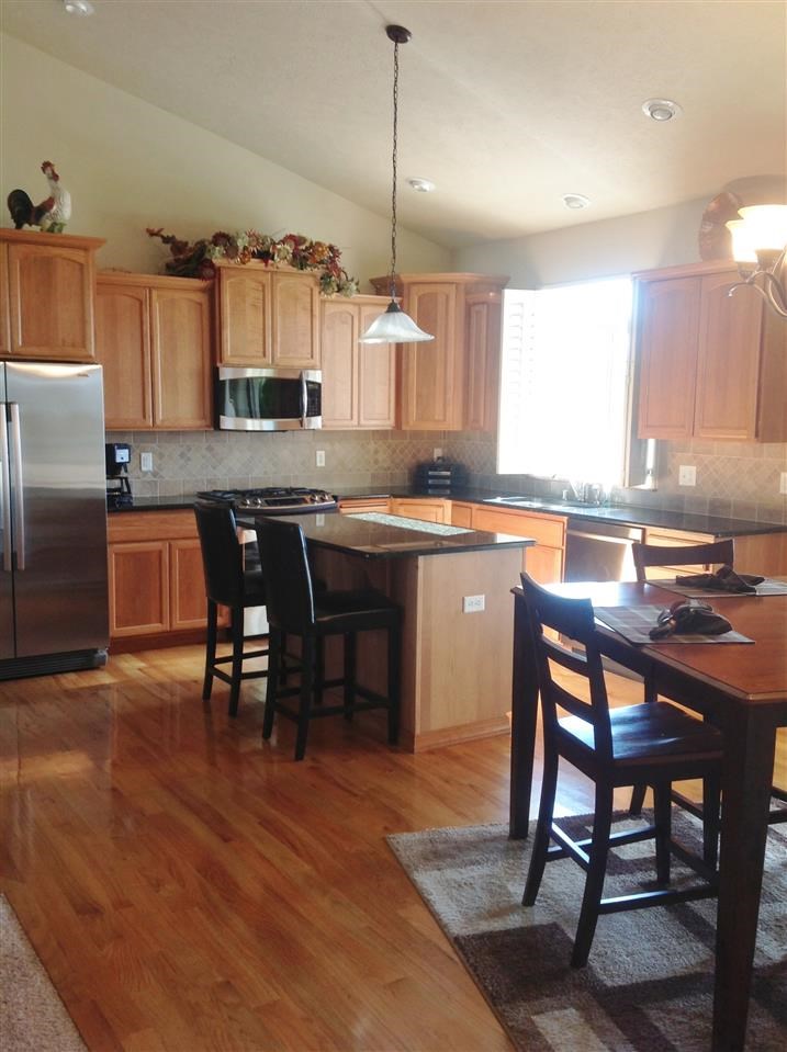 2703 W Graves Rd - Photo 4