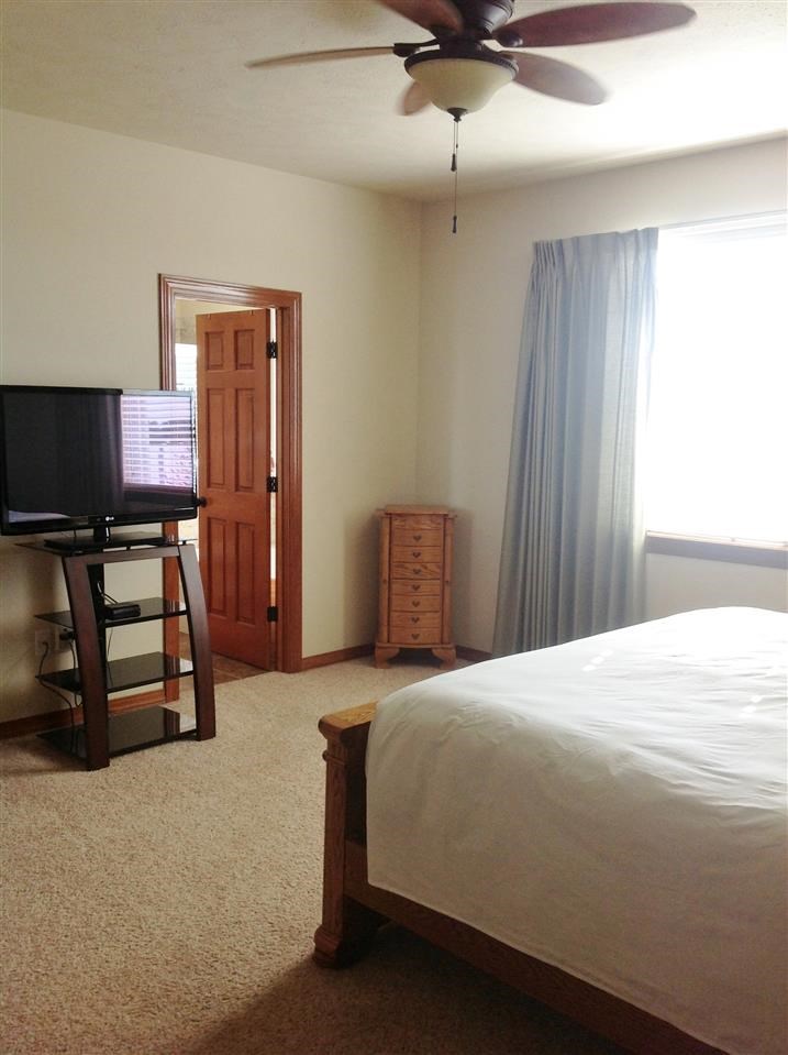 2703 W Graves Rd - Photo 10