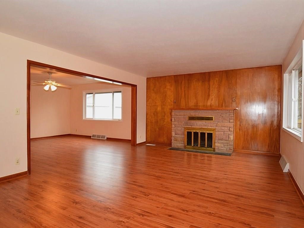 1120 S Glenbrook - Photo 2