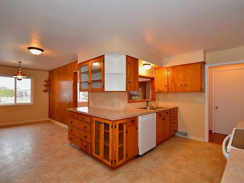 1120 S Glenbrook - Photo 6