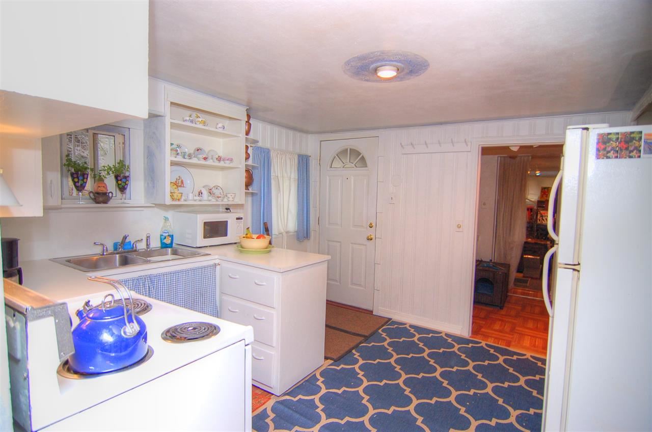 2315 W Clarke Ave - Photo 3