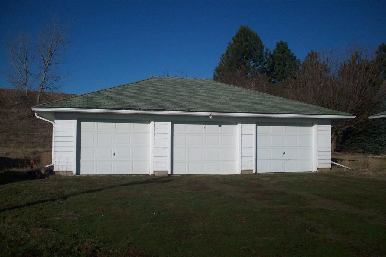 6451 Thorn Creek Rd - Photo 3
