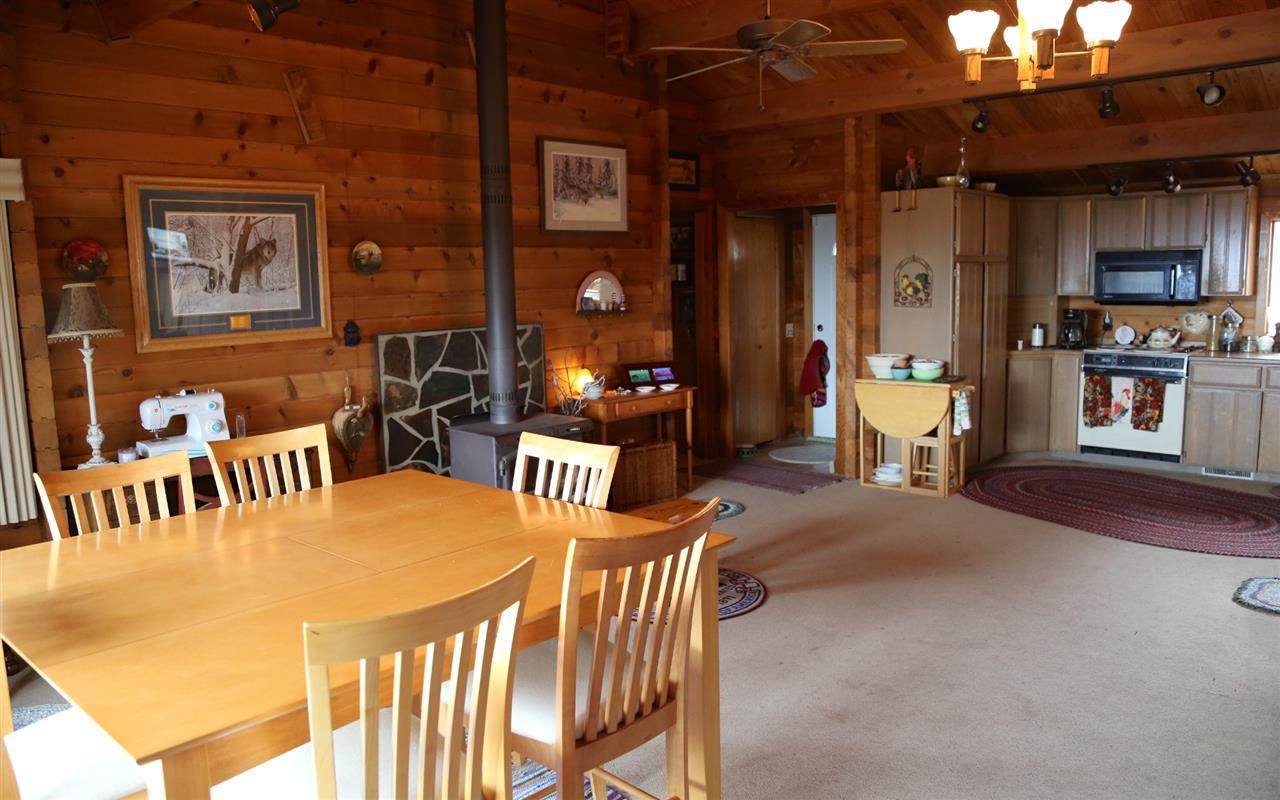 15009 E Tallman Rd - Photo 4