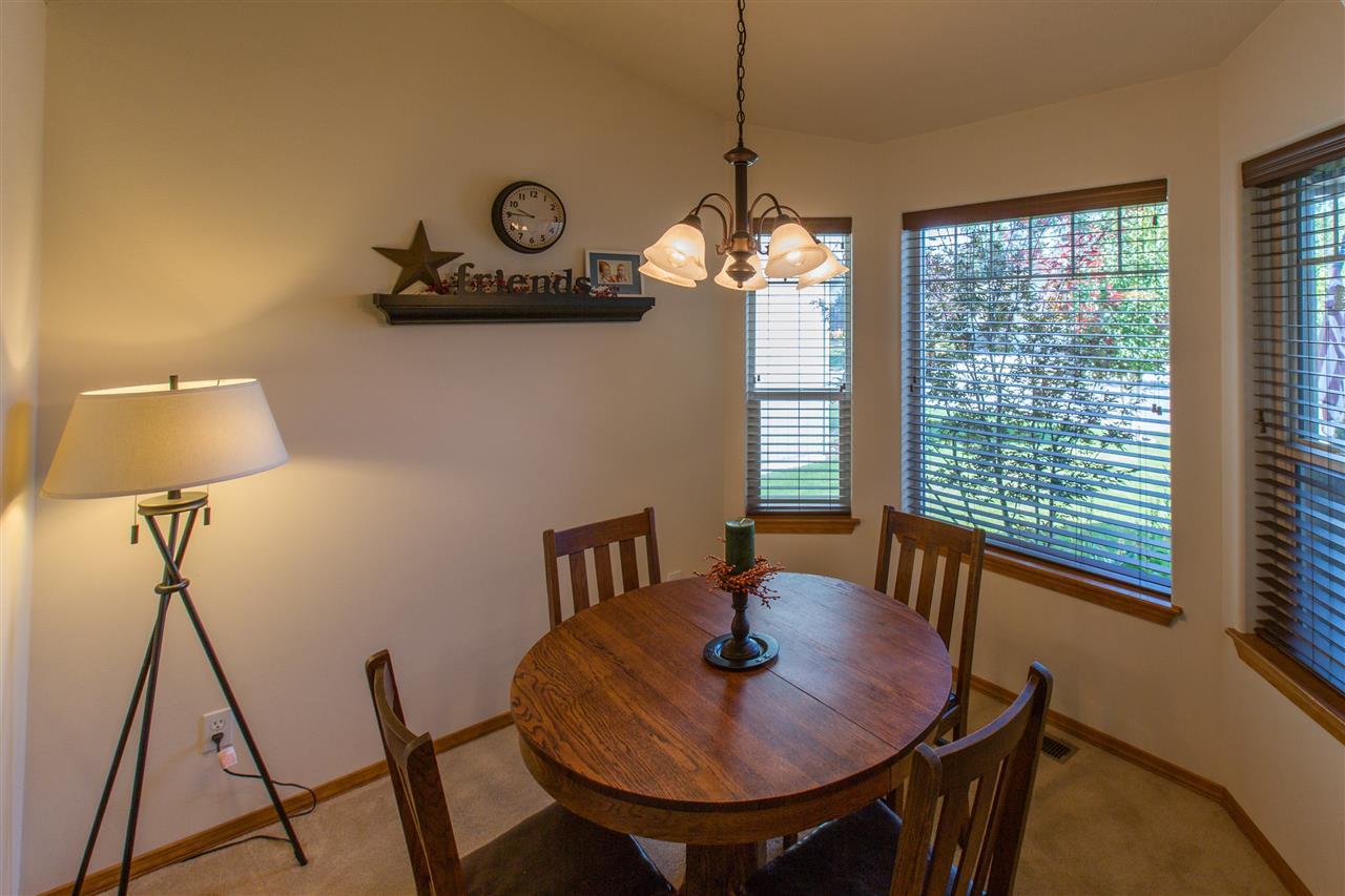 24 S Arties Ln - Photo 5
