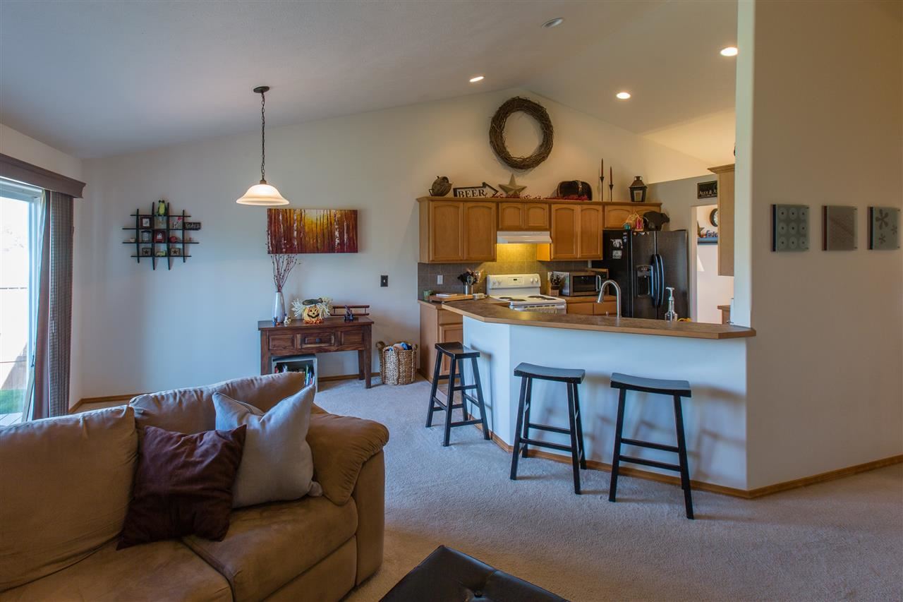24 S Arties Ln - Photo 6