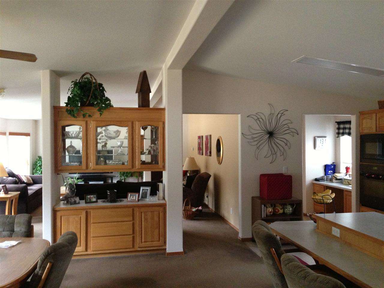 6585 Lake Forest Dr - Photo 9
