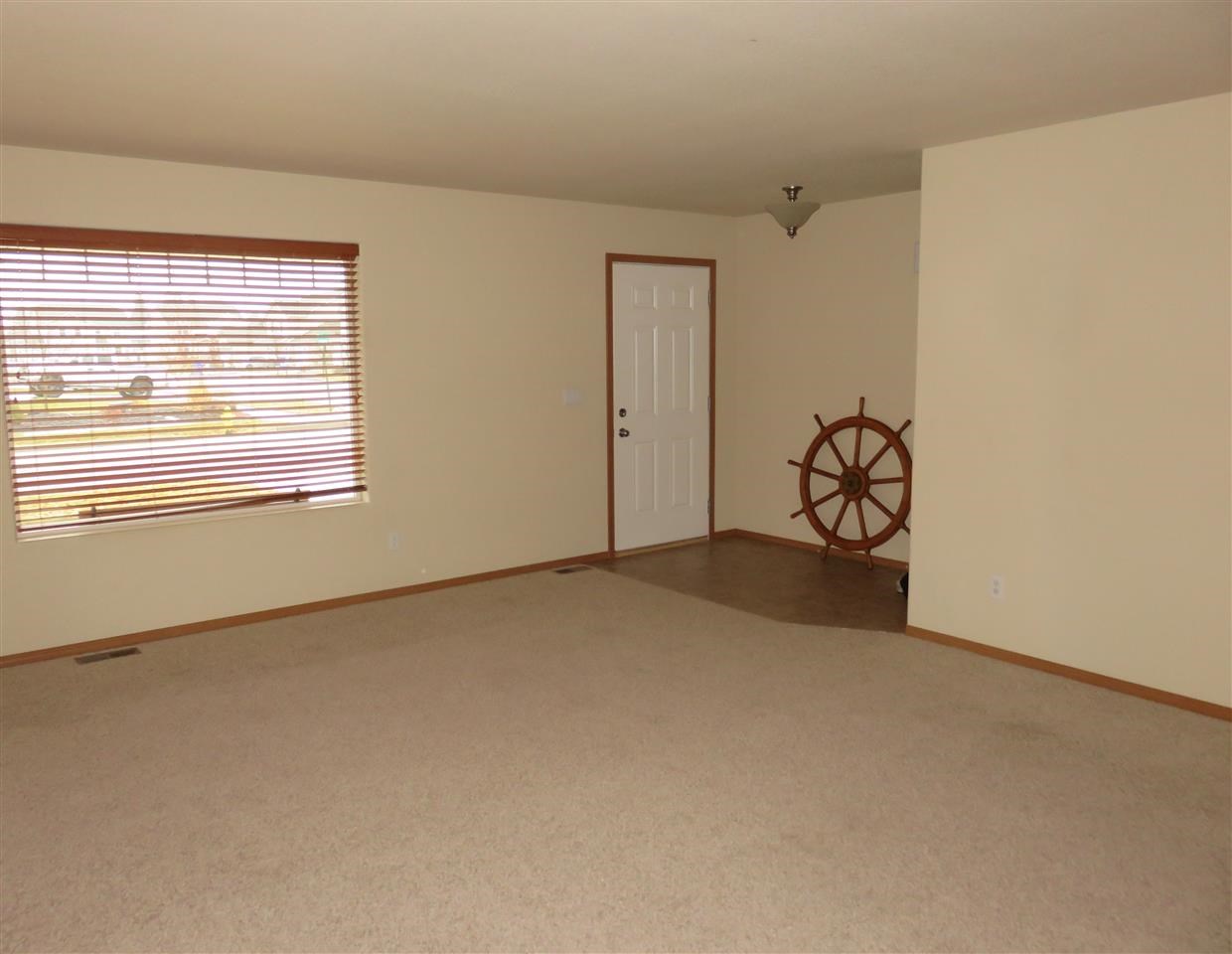 2211 N Eden - Photo 2