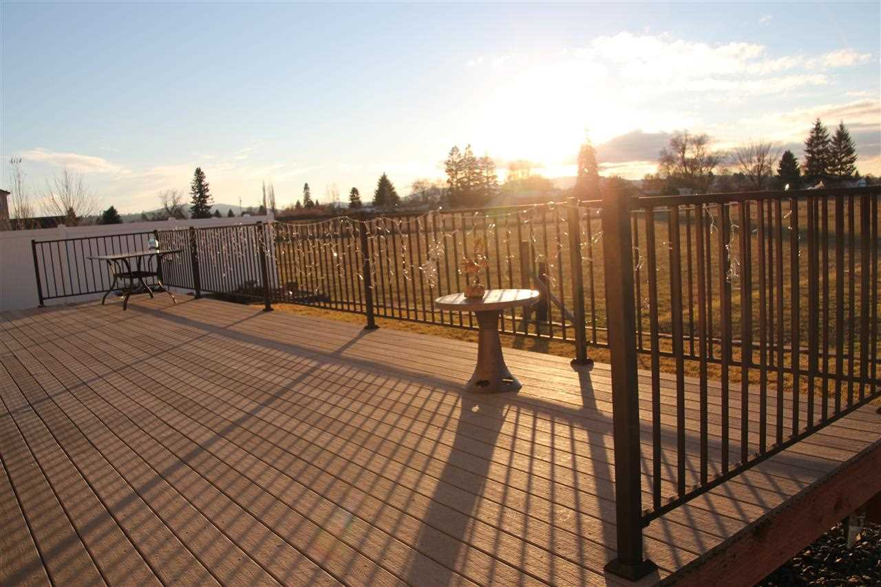 2211 N Eden - Photo 18