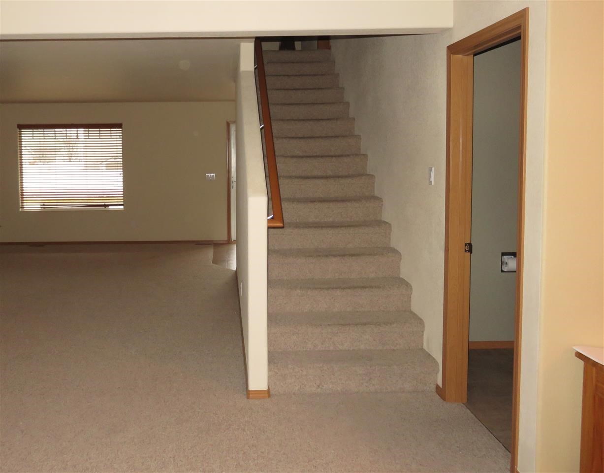 2211 N Eden - Photo 5