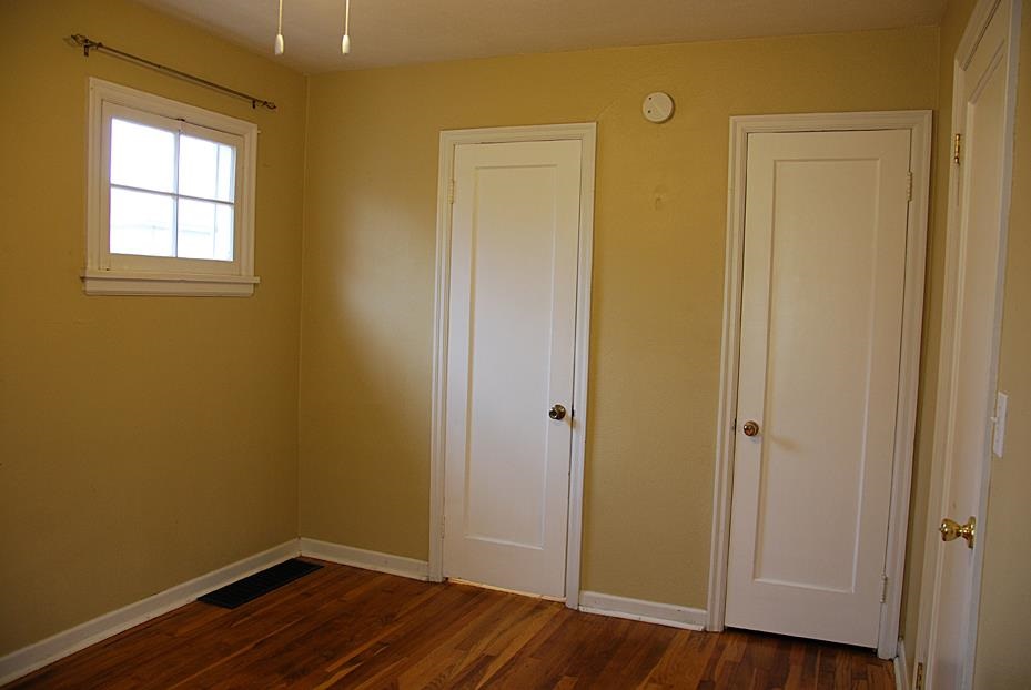 2334 W Kiernan Ave - Photo 13