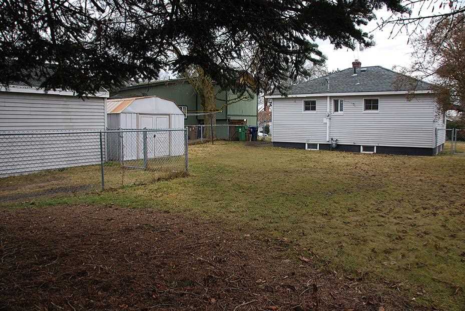 2334 W Kiernan Ave - Photo 20