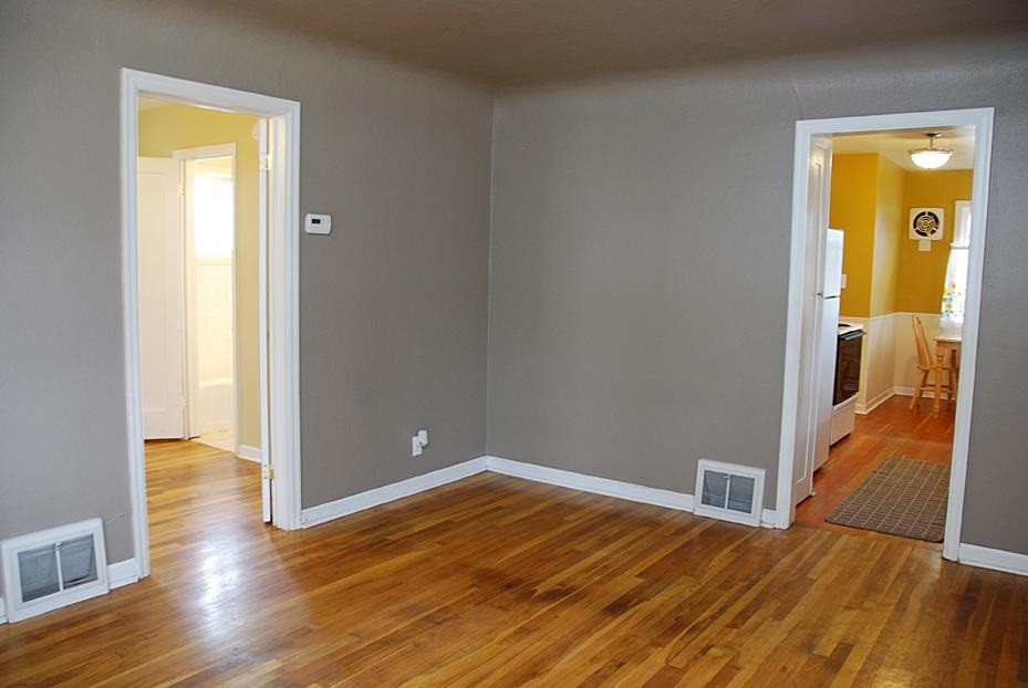 2334 W Kiernan Ave - Photo 3