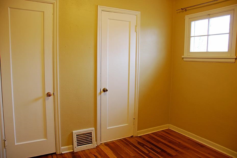 2334 W Kiernan Ave - Photo 9