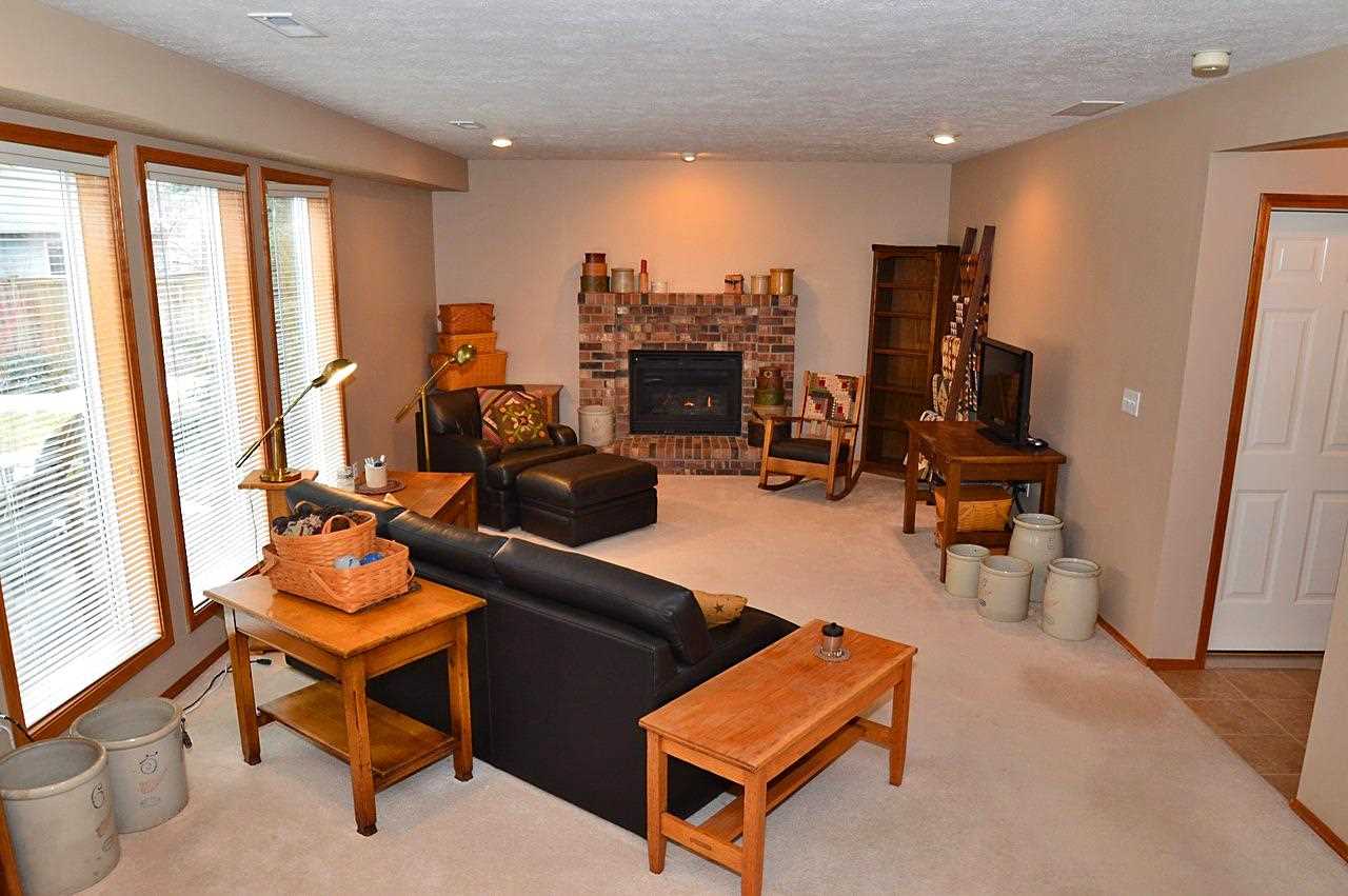4812 E Woodglen Rd - Photo 7