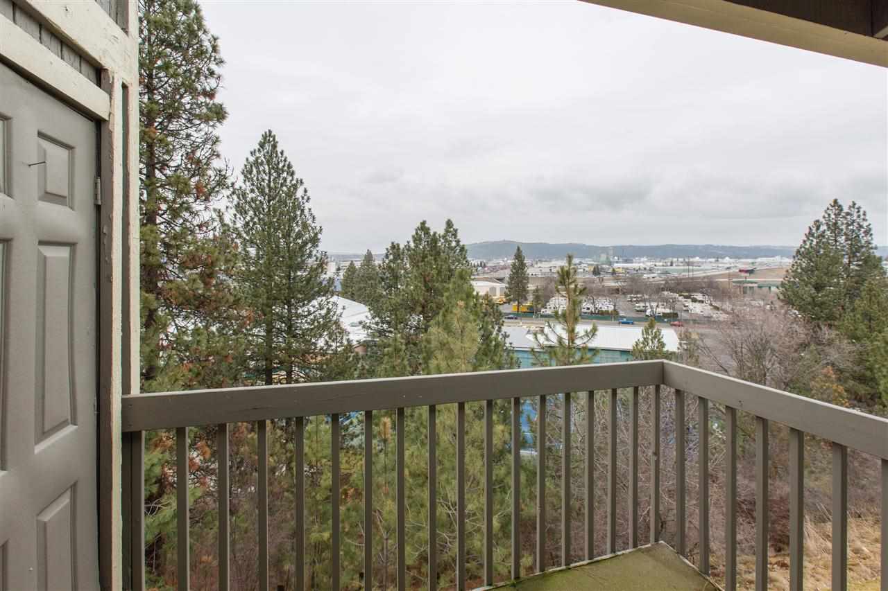 6017 E 6th Ave - Photo 13