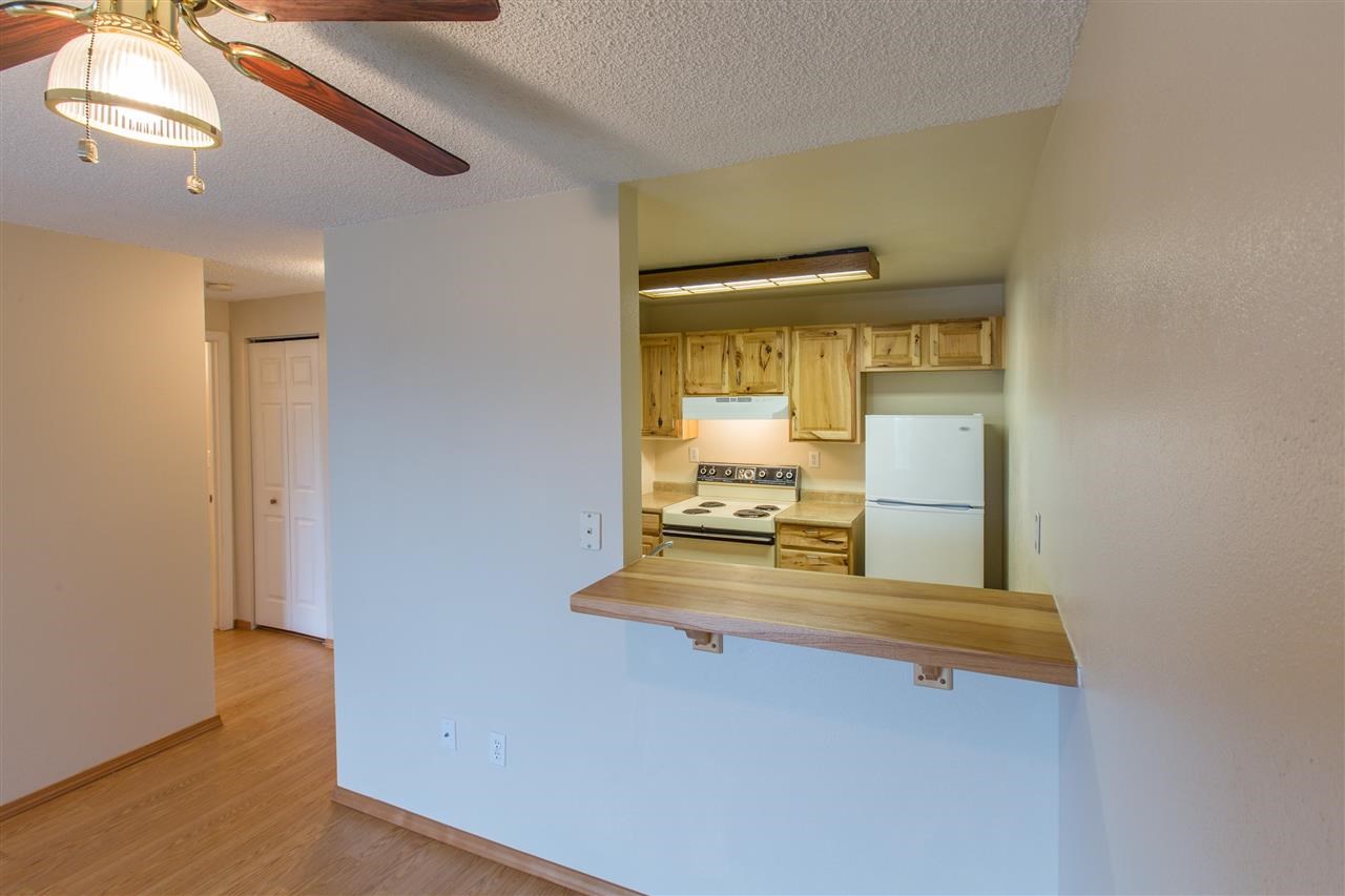 6017 E 6th Ave - Photo 4