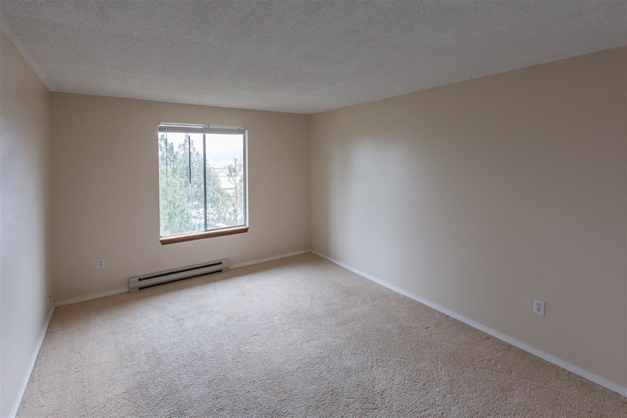 6017 E 6th Ave - Photo 10