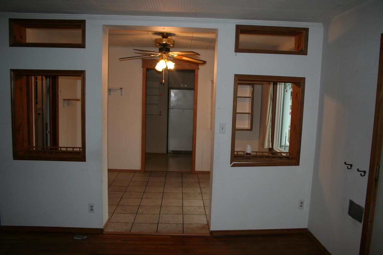 1417 W Maxwell Ave - Photo 7