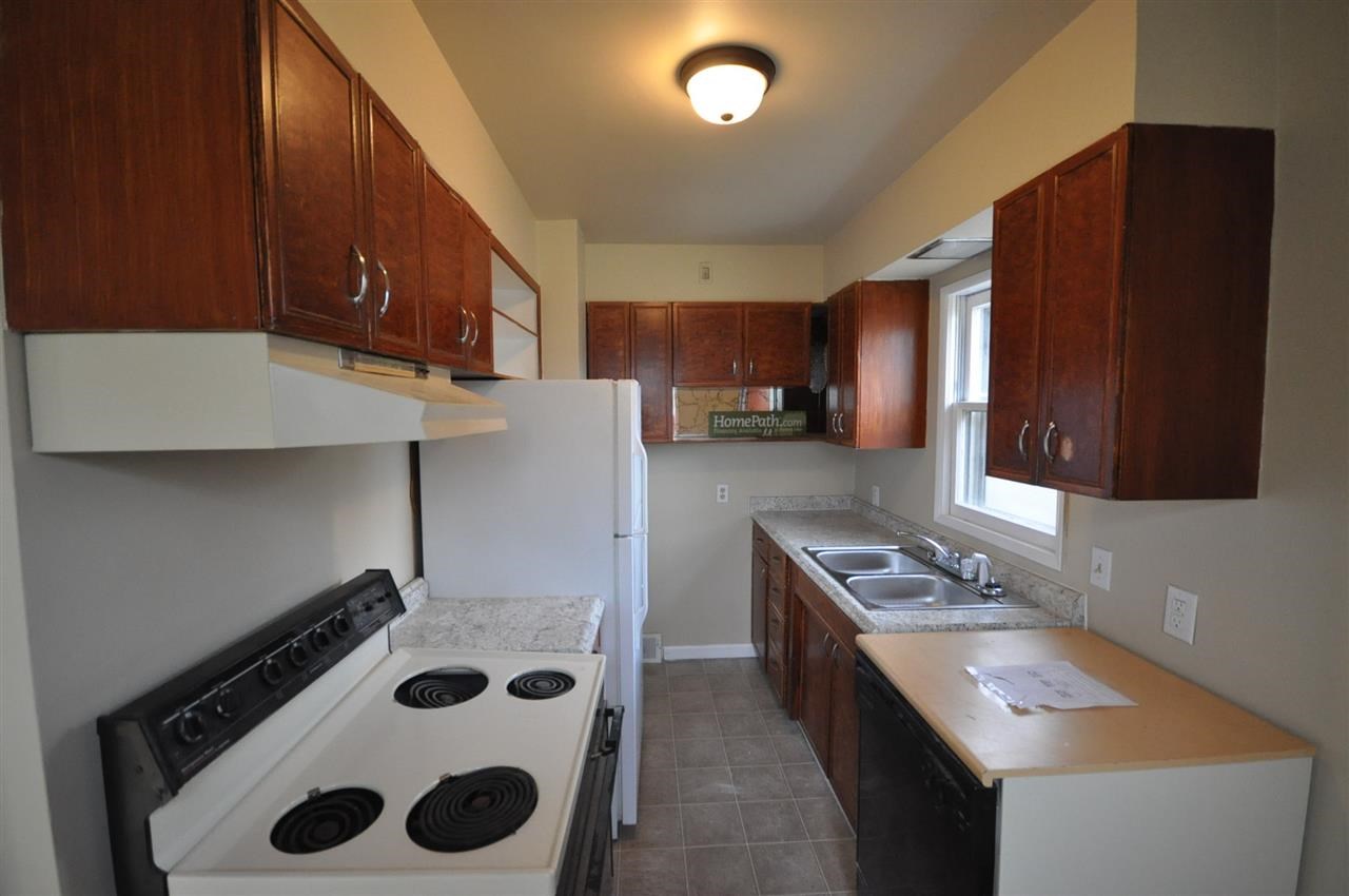 2816 W ROWAN Ave - Photo 3