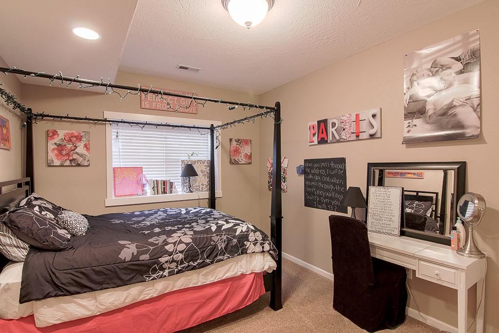 24360 E Thorton Ave - Photo 13