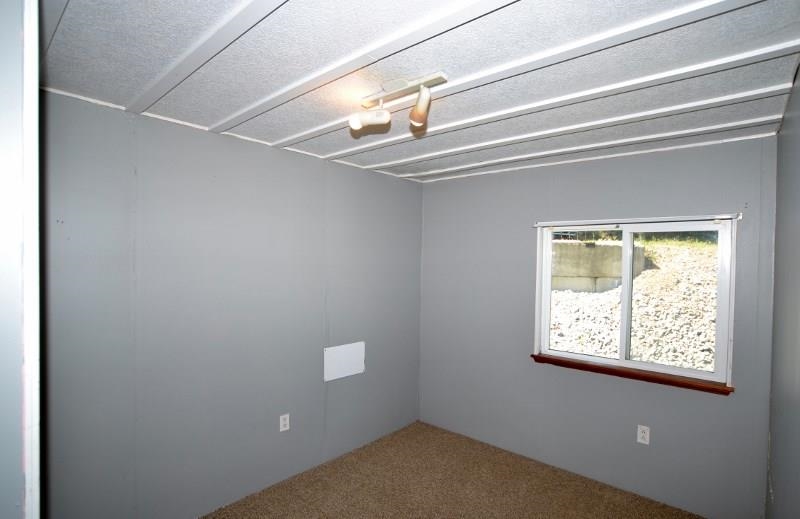 322 N Quail Ave - Photo 10
