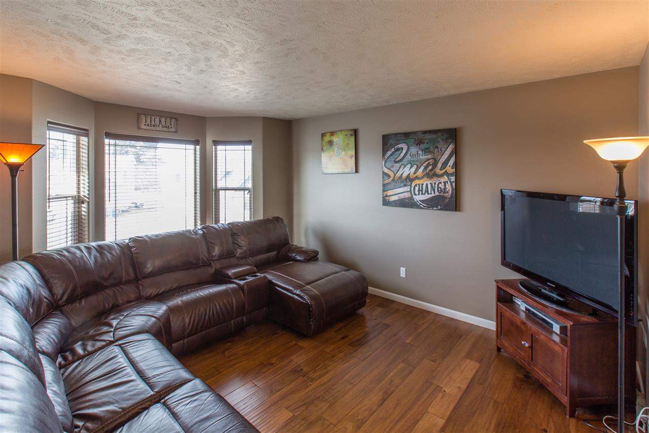 17112 E AUGUSTA Ct - Photo 3