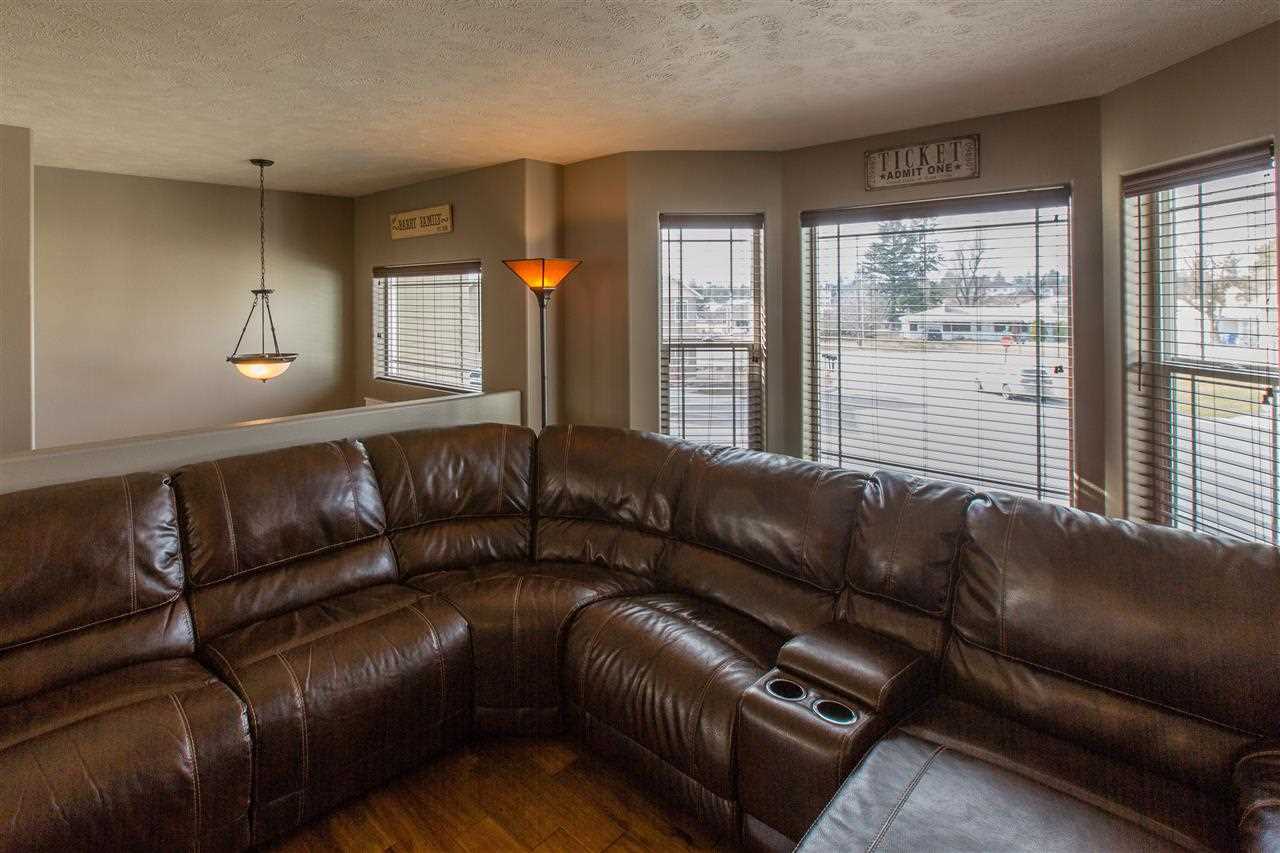 17112 E AUGUSTA Ct - Photo 4