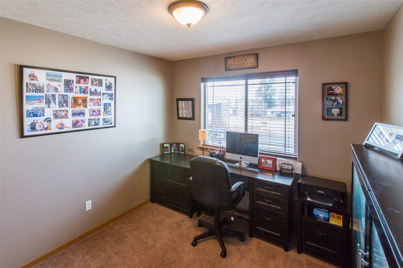 17112 E AUGUSTA Ct - Photo 10