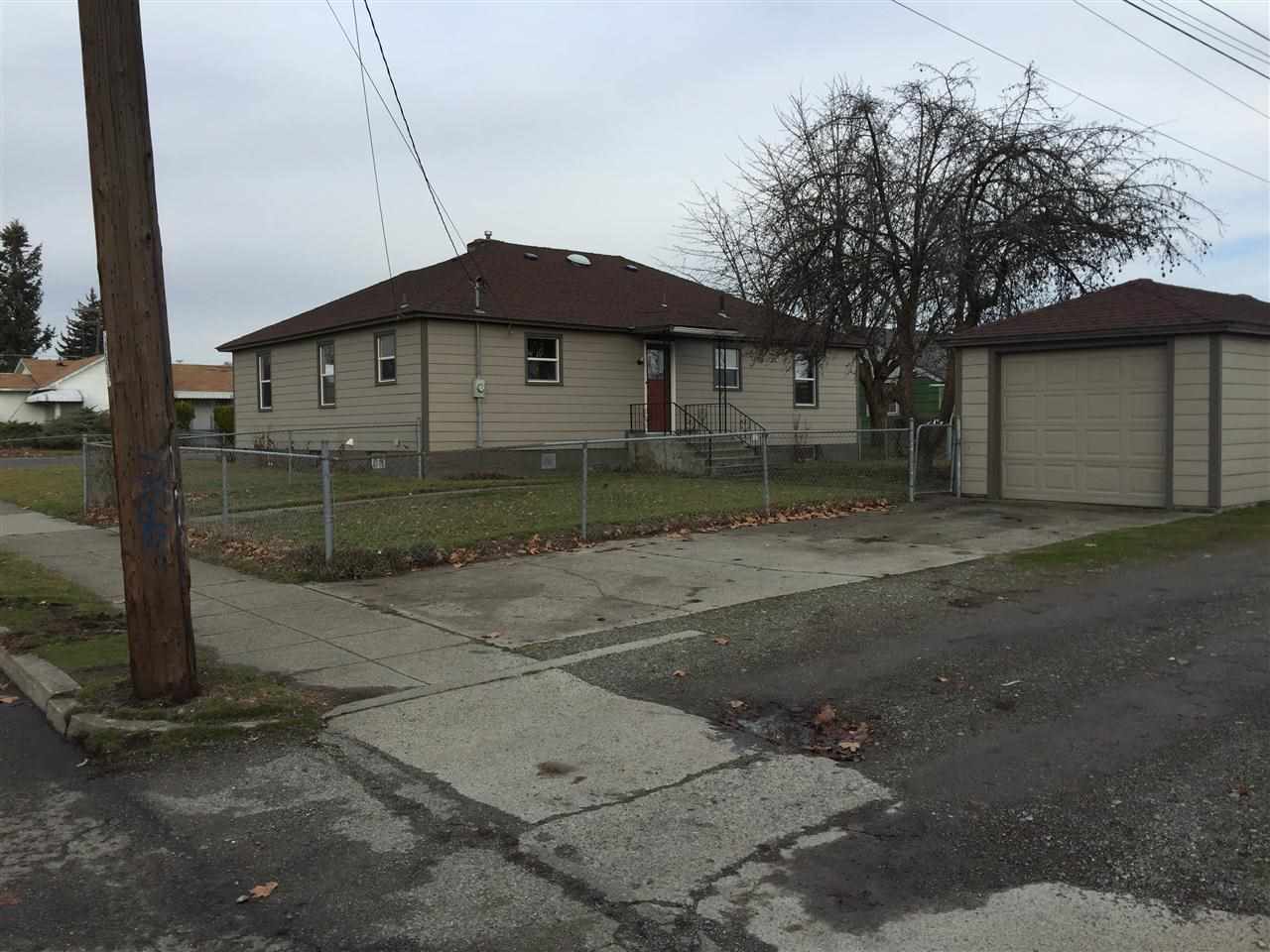 506 E Empire - Photo 4