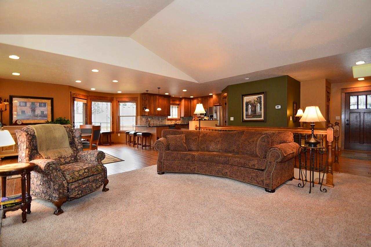1441 W Marc Dr - Photo 4