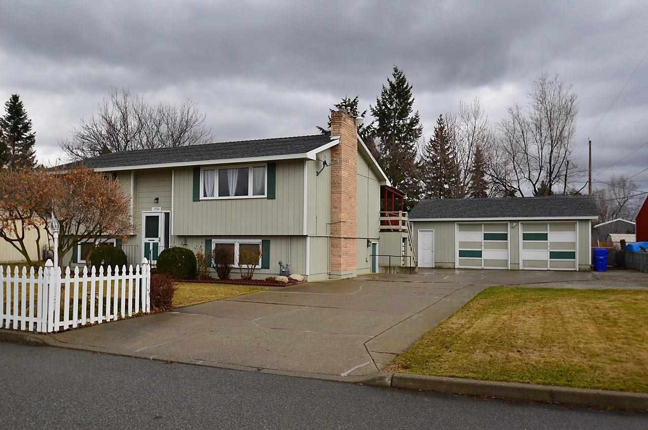 1904 N Bessie Rd - Photo 1