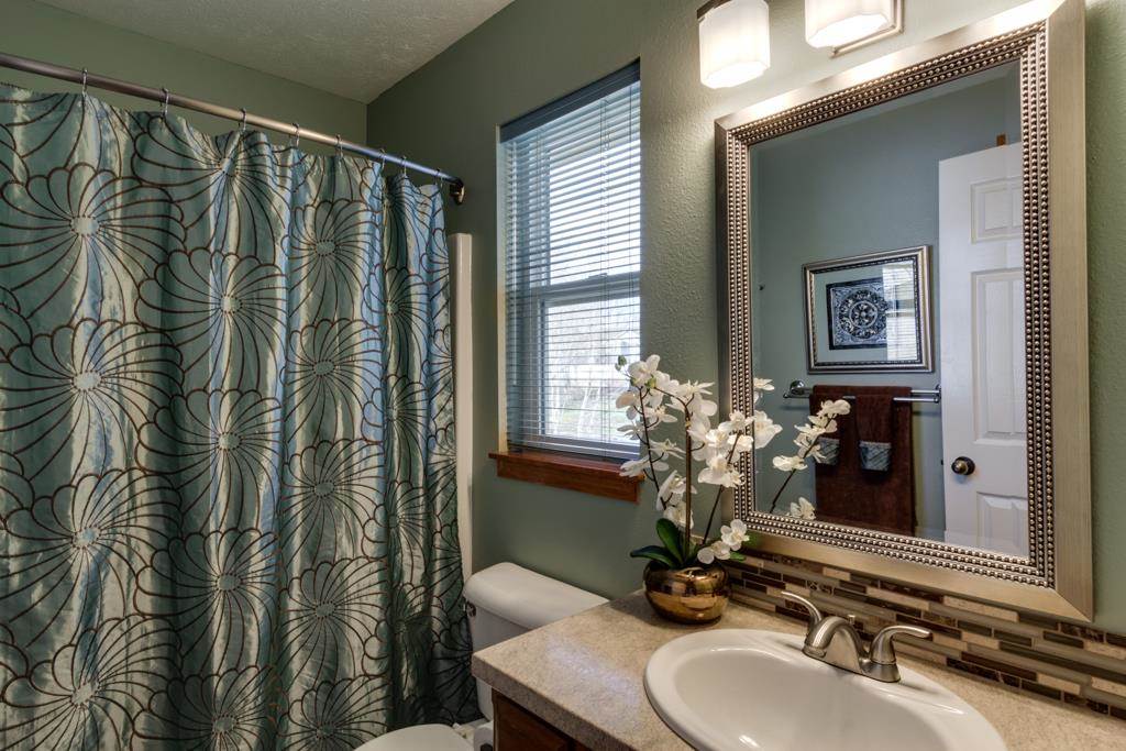 2410 S Sumner Ln - Photo 16