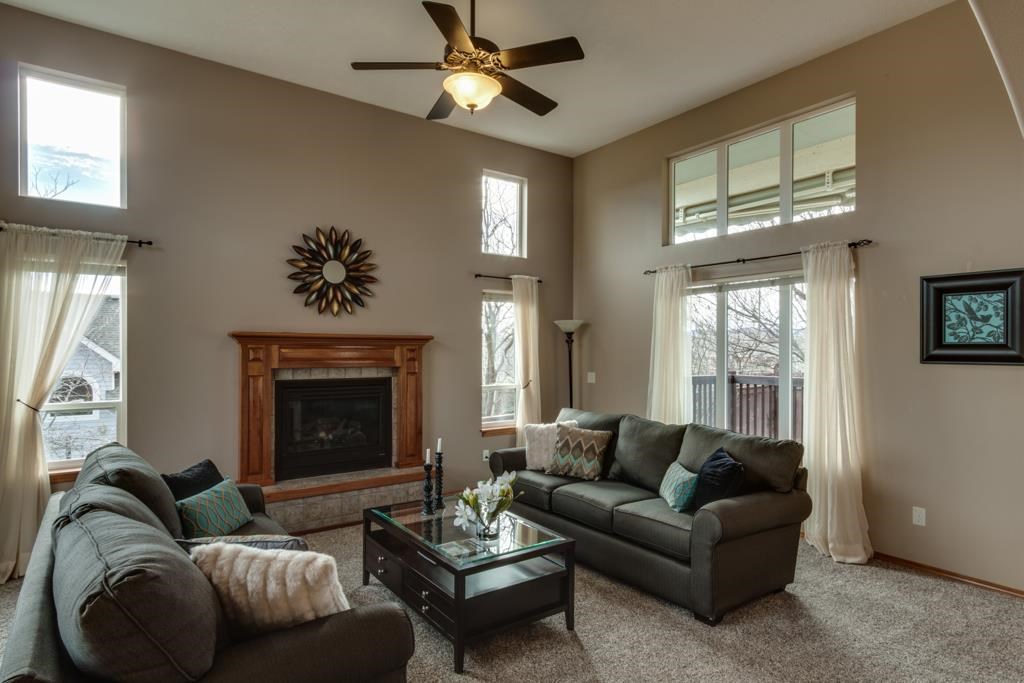 2410 S Sumner Ln - Photo 3