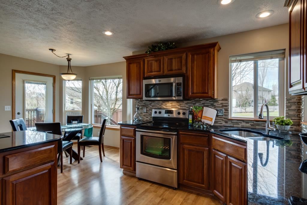 2410 S Sumner Ln - Photo 9