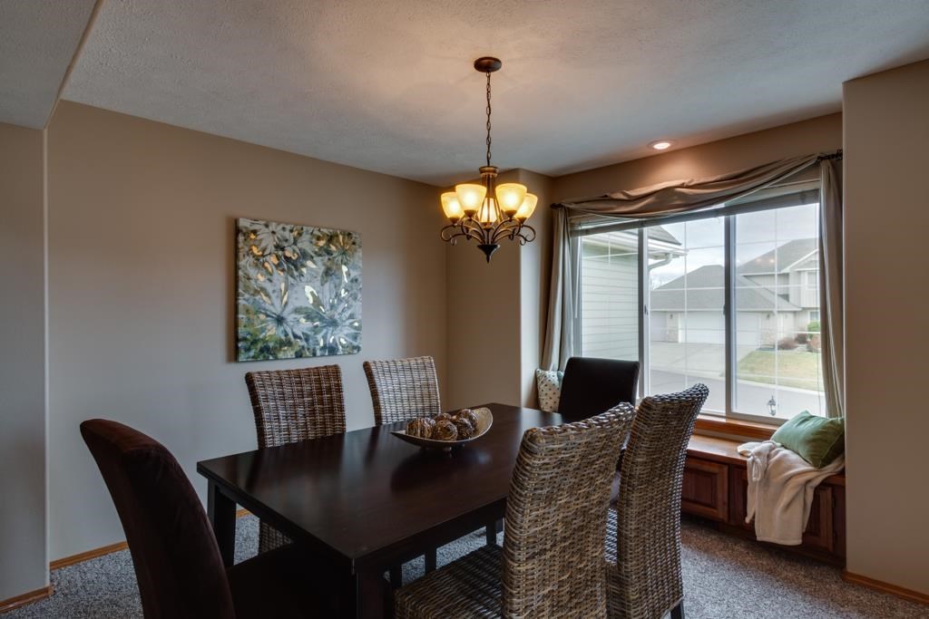 2410 S Sumner Ln - Photo 10