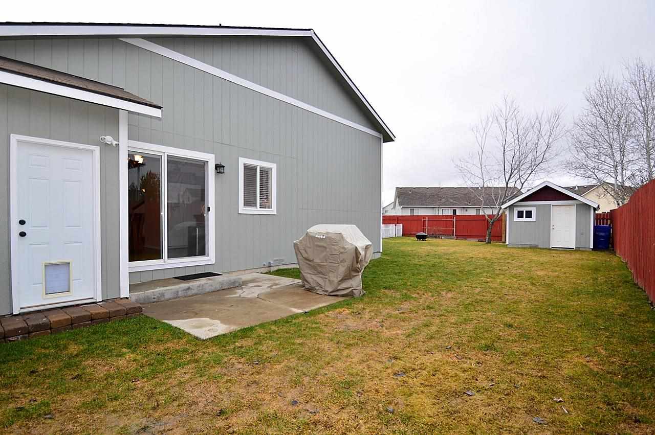 1930 N HODGES Ln - Photo 16